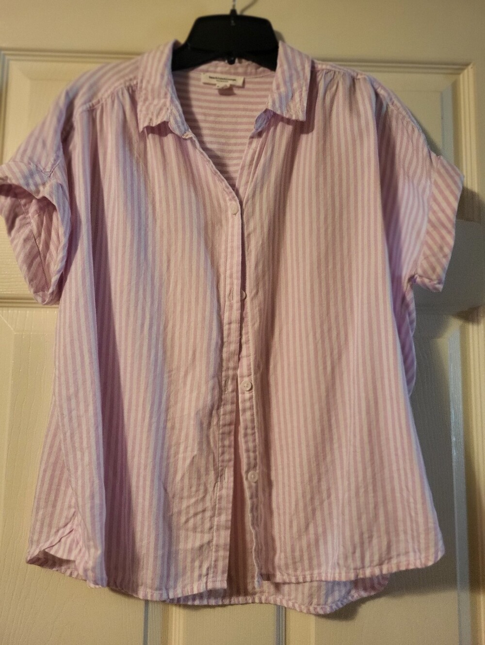 Beachlunchlounge Pink and White Striped Short-Sleeve Button Down Shirt